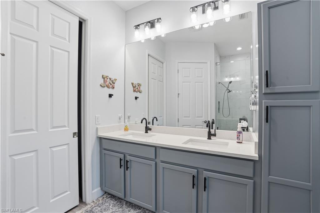 9435 Isla Bella CIR