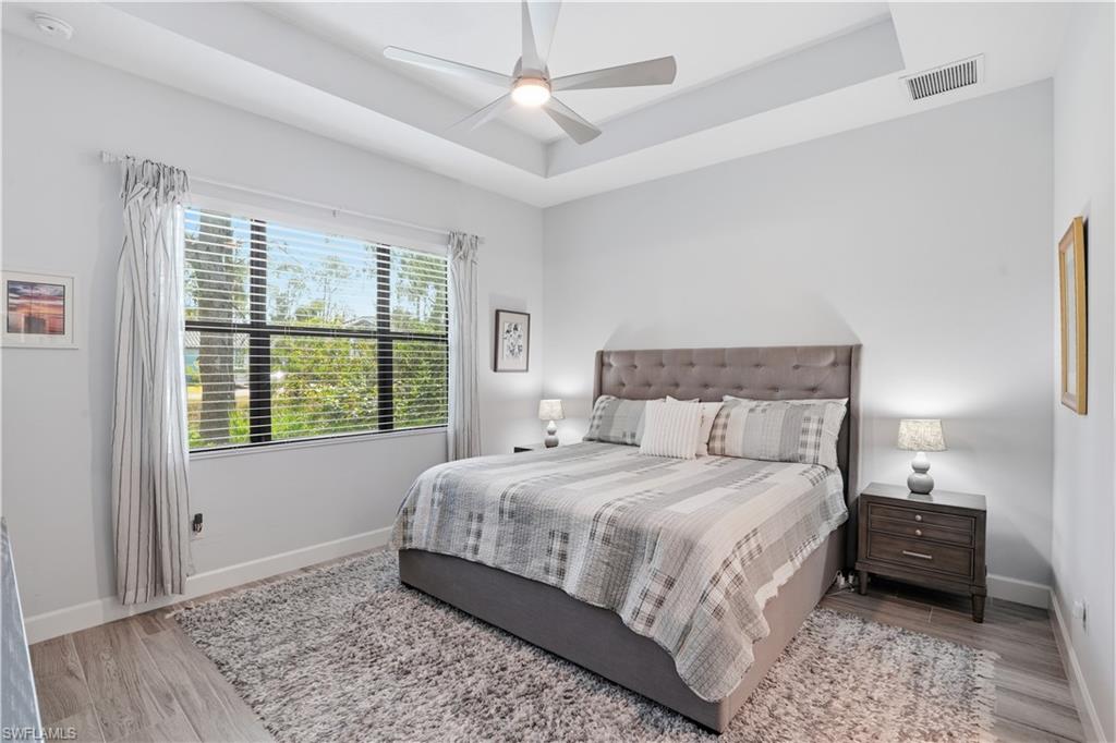 9435 Isla Bella CIR