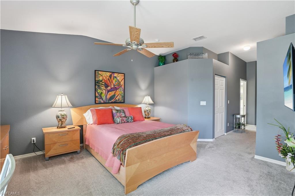10871 Crooked River RD 202