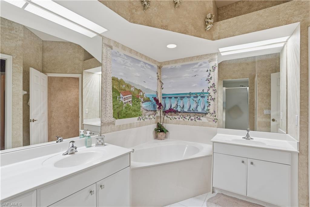 10871 Crooked River RD 202