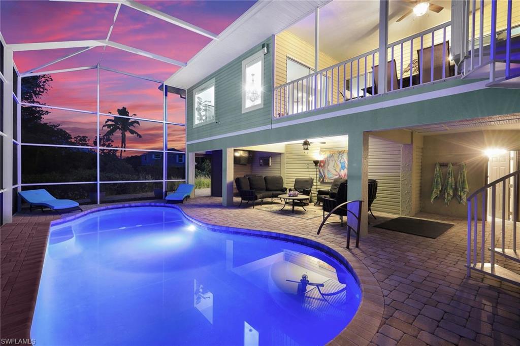 3858 Riviera CIR