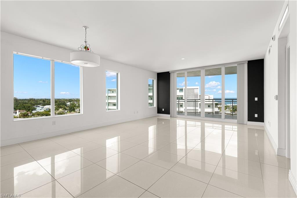 1325 SNELL ISLE BLVD NE 812