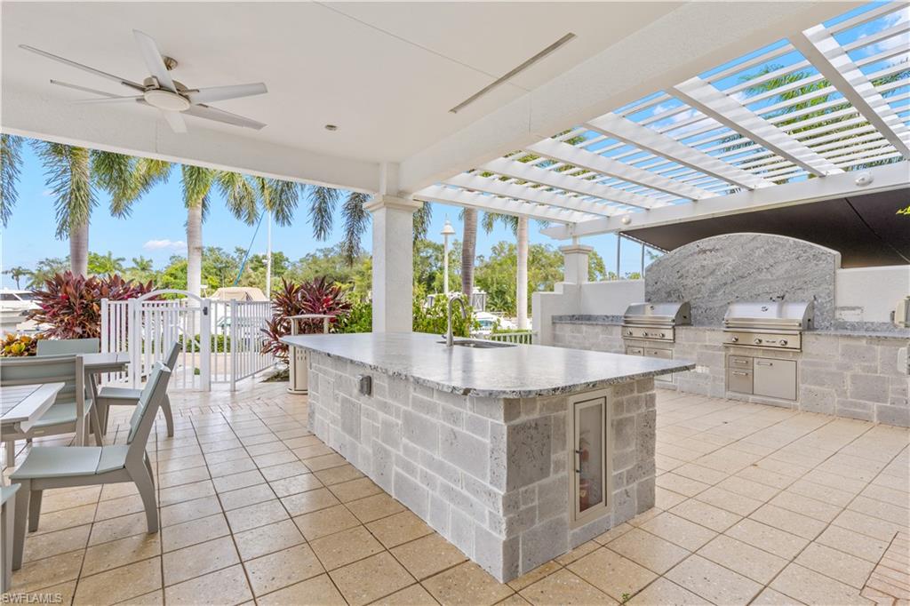 1325 SNELL ISLE BLVD NE 812