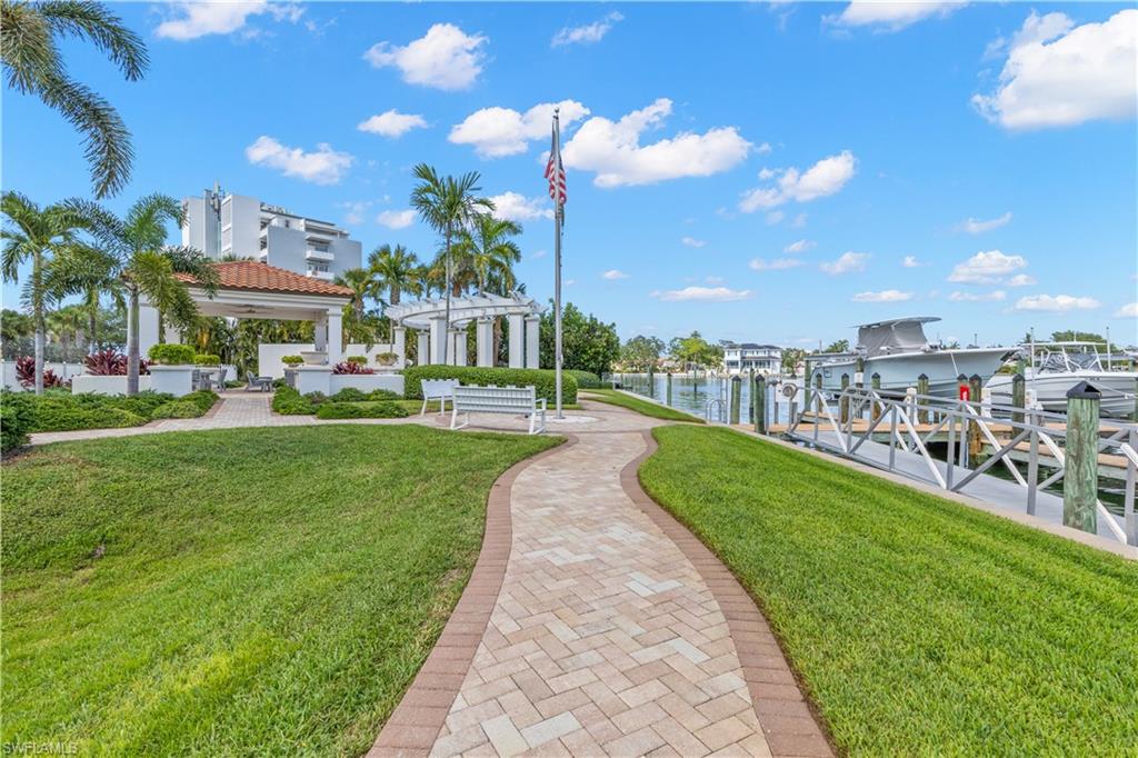 1325 SNELL ISLE BLVD NE 812