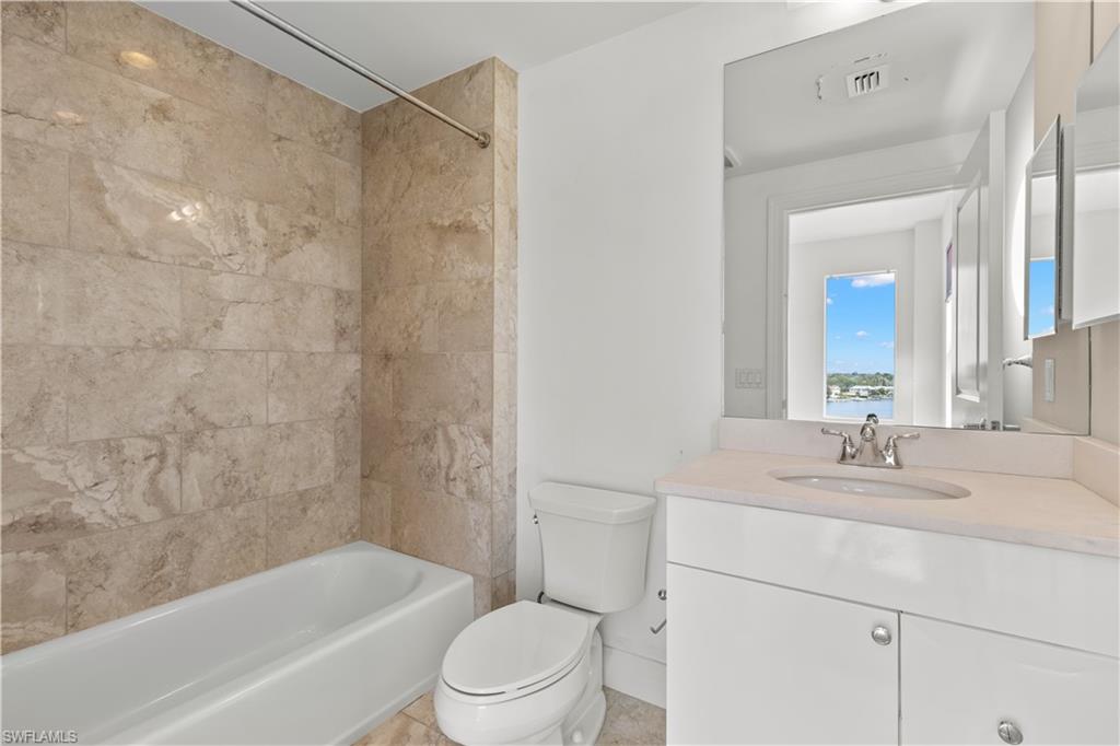 1325 SNELL ISLE BLVD NE 812
