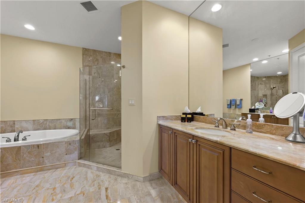 4951 Bonita Bay BLVD PH 302