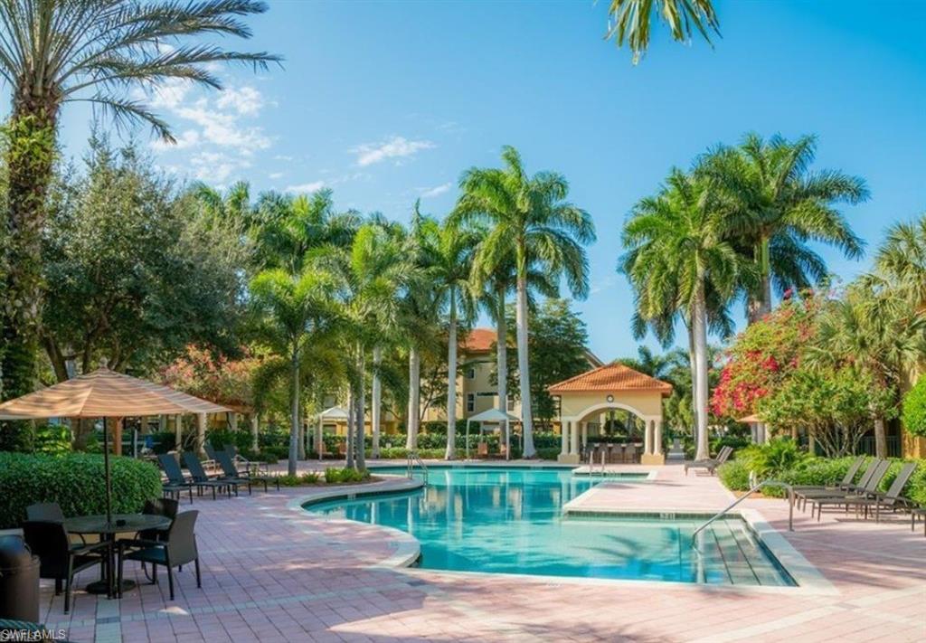 8960 Colonnades CT E 915