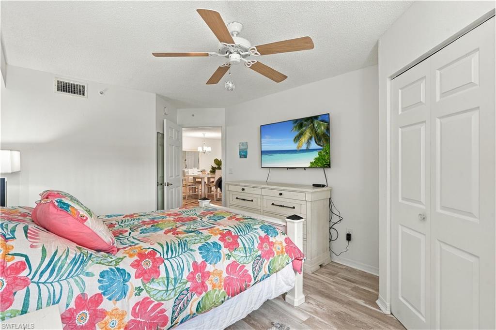 8960 Colonnades CT E 915