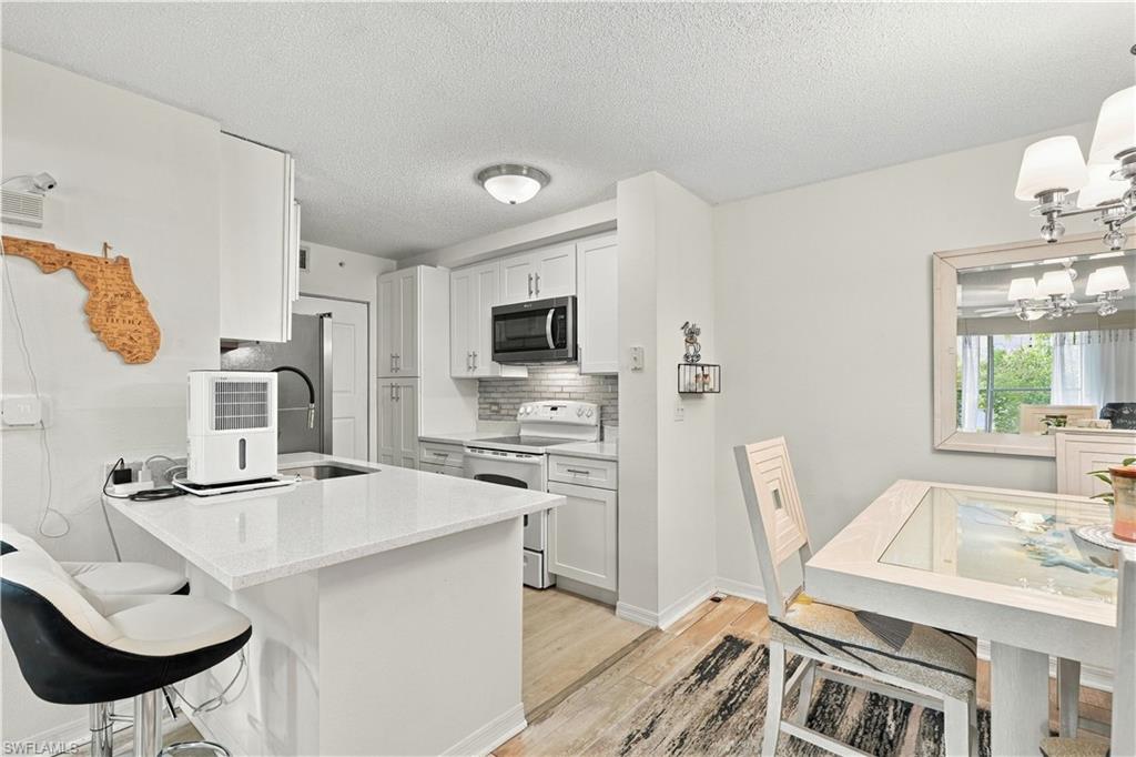 8960 Colonnades CT E 915