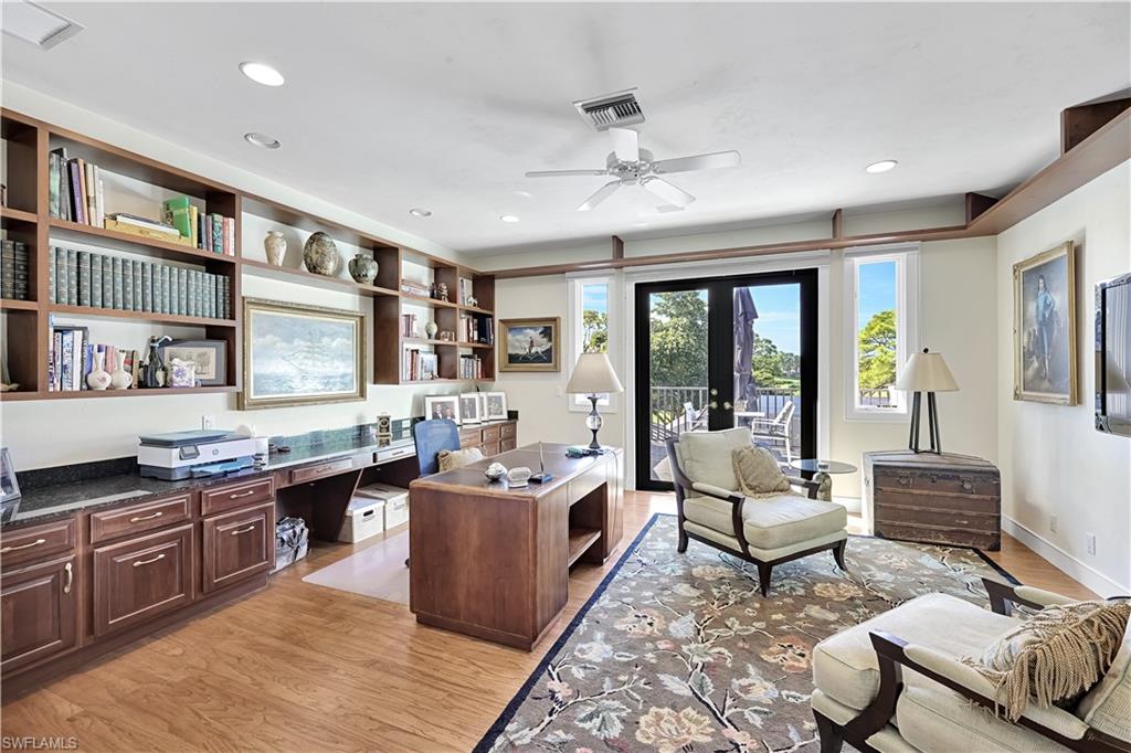 3451 Creekview DR