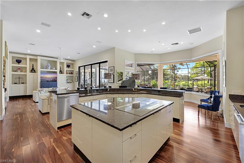 3451 Creekview DR