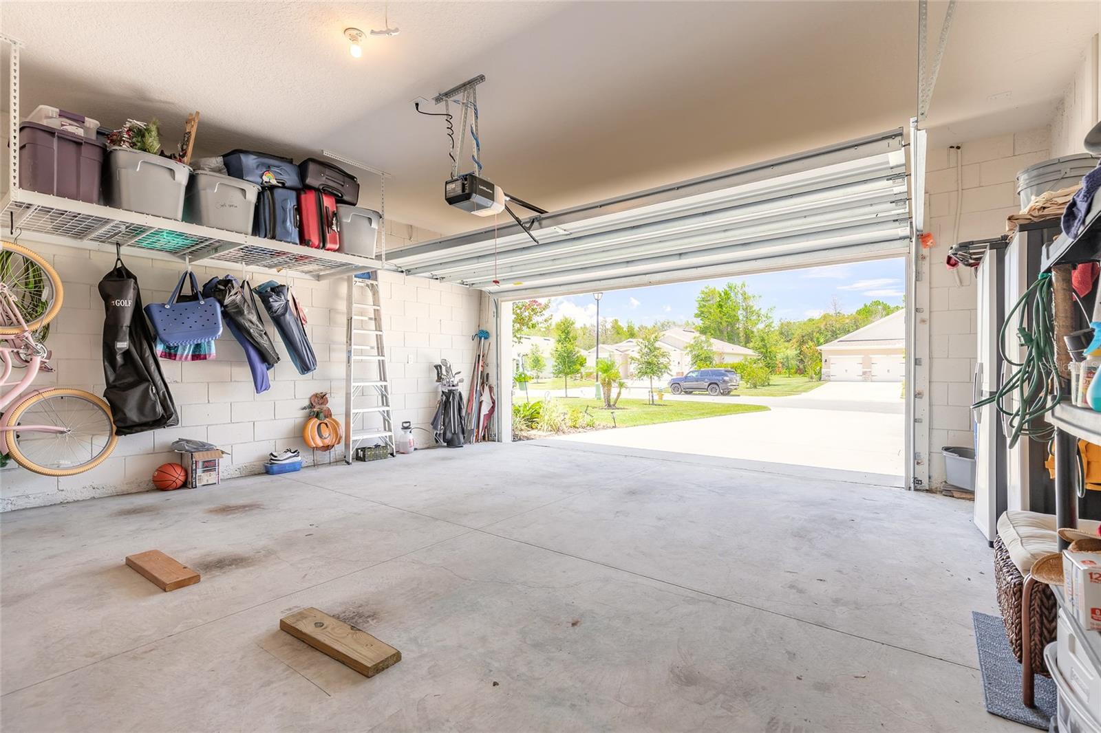 2836 MONAGHAN DR