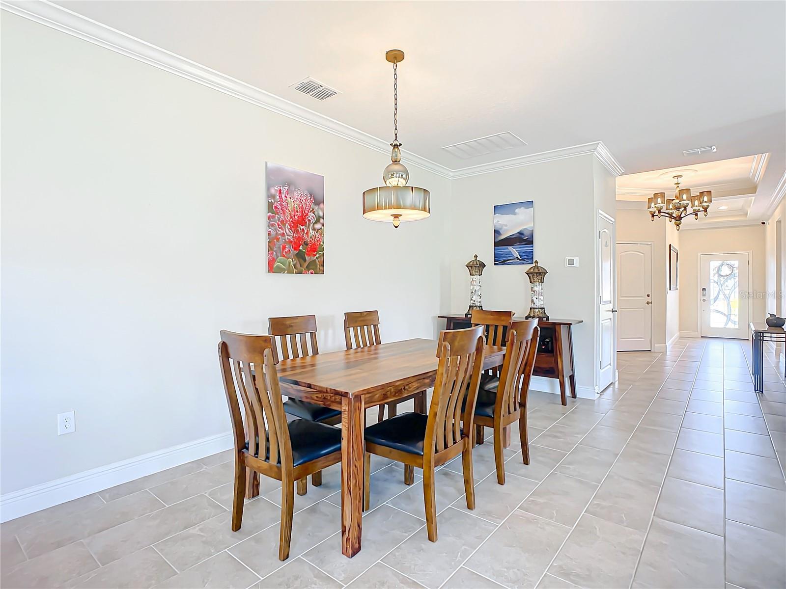 5569 ESTERO LOOP