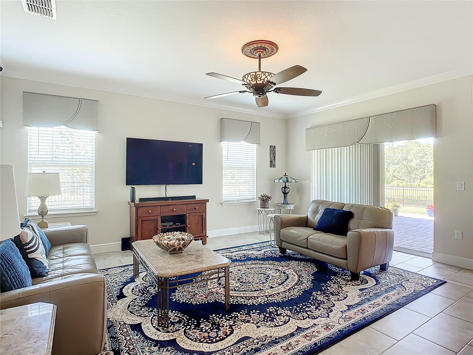 5569 ESTERO LOOP