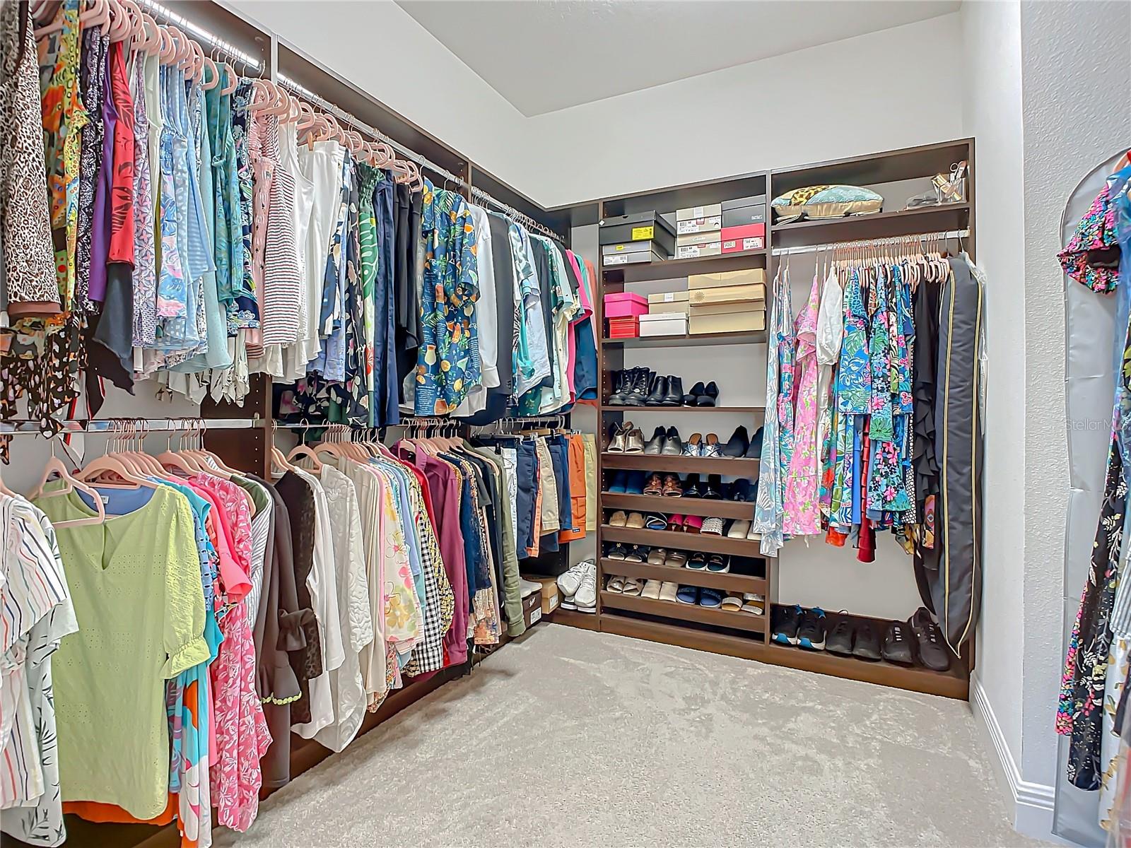 5569 ESTERO LOOP