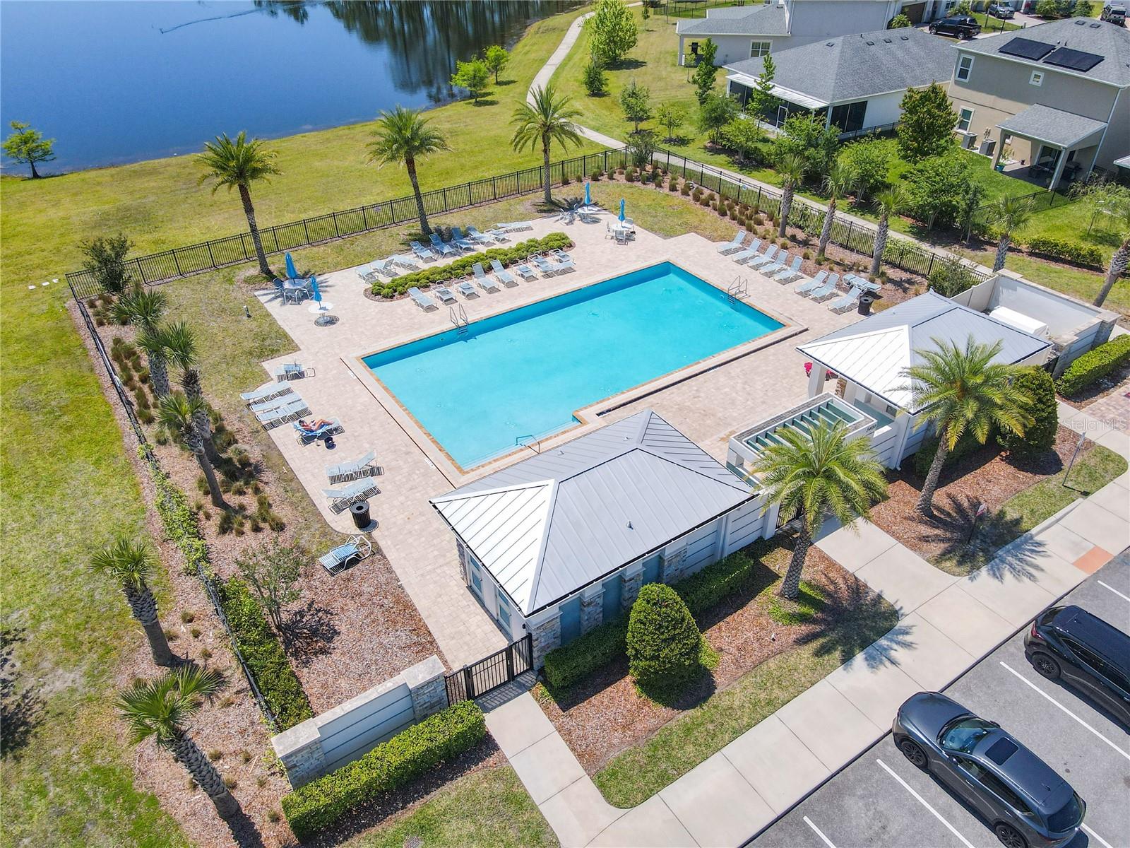 5569 ESTERO LOOP