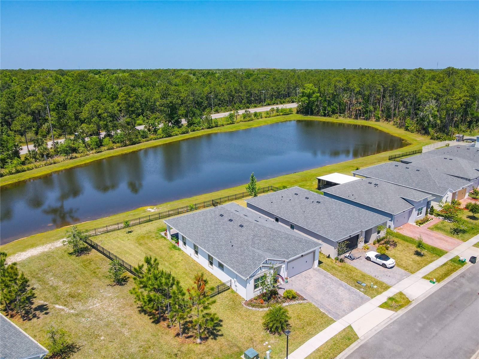 5569 ESTERO LOOP