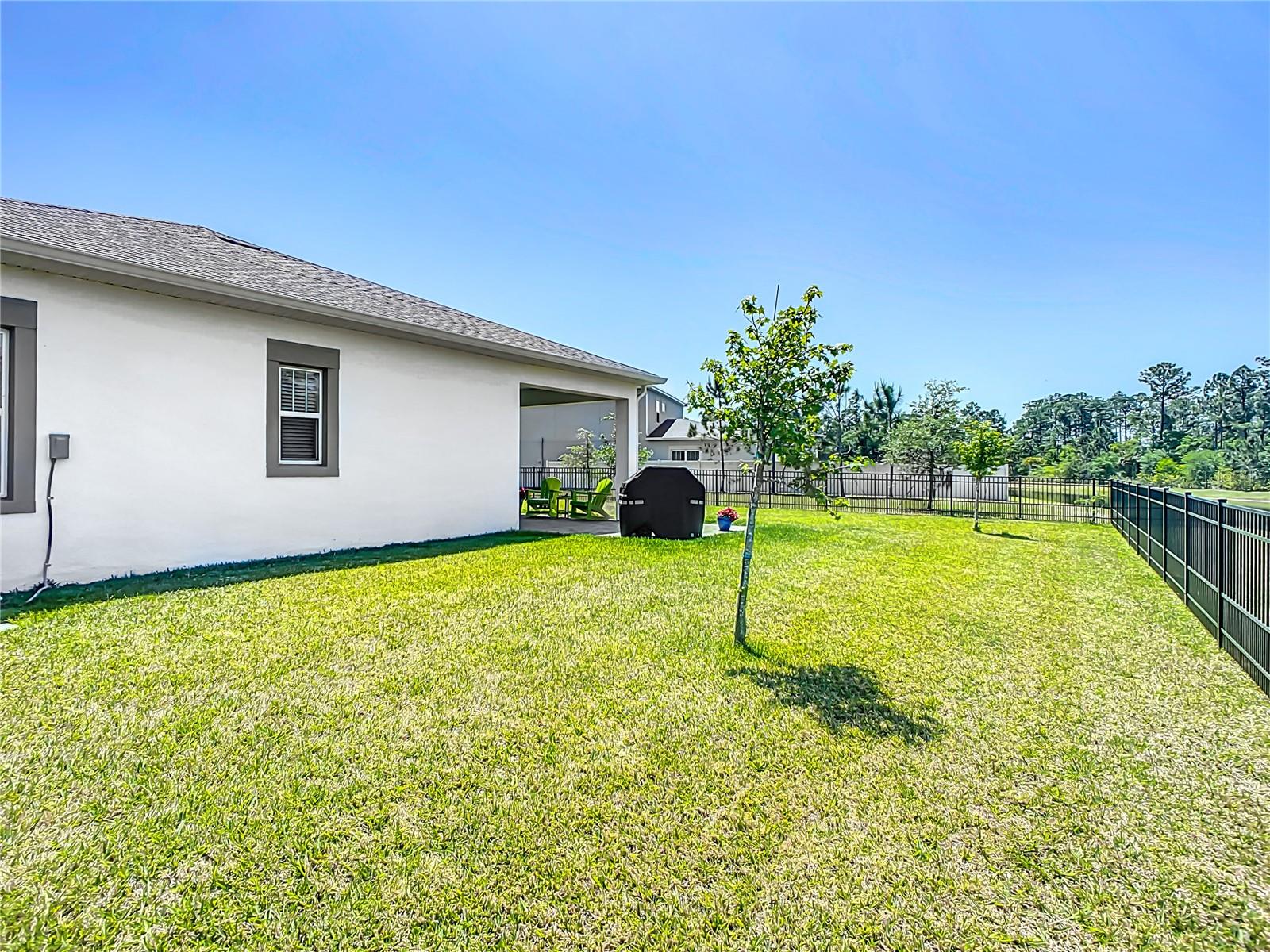 5569 ESTERO LOOP
