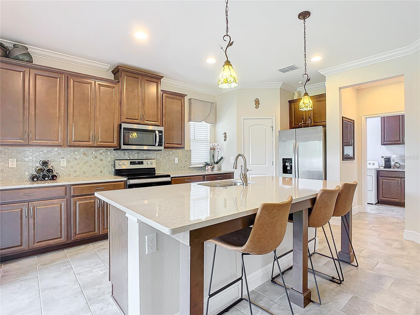 5569 ESTERO LOOP