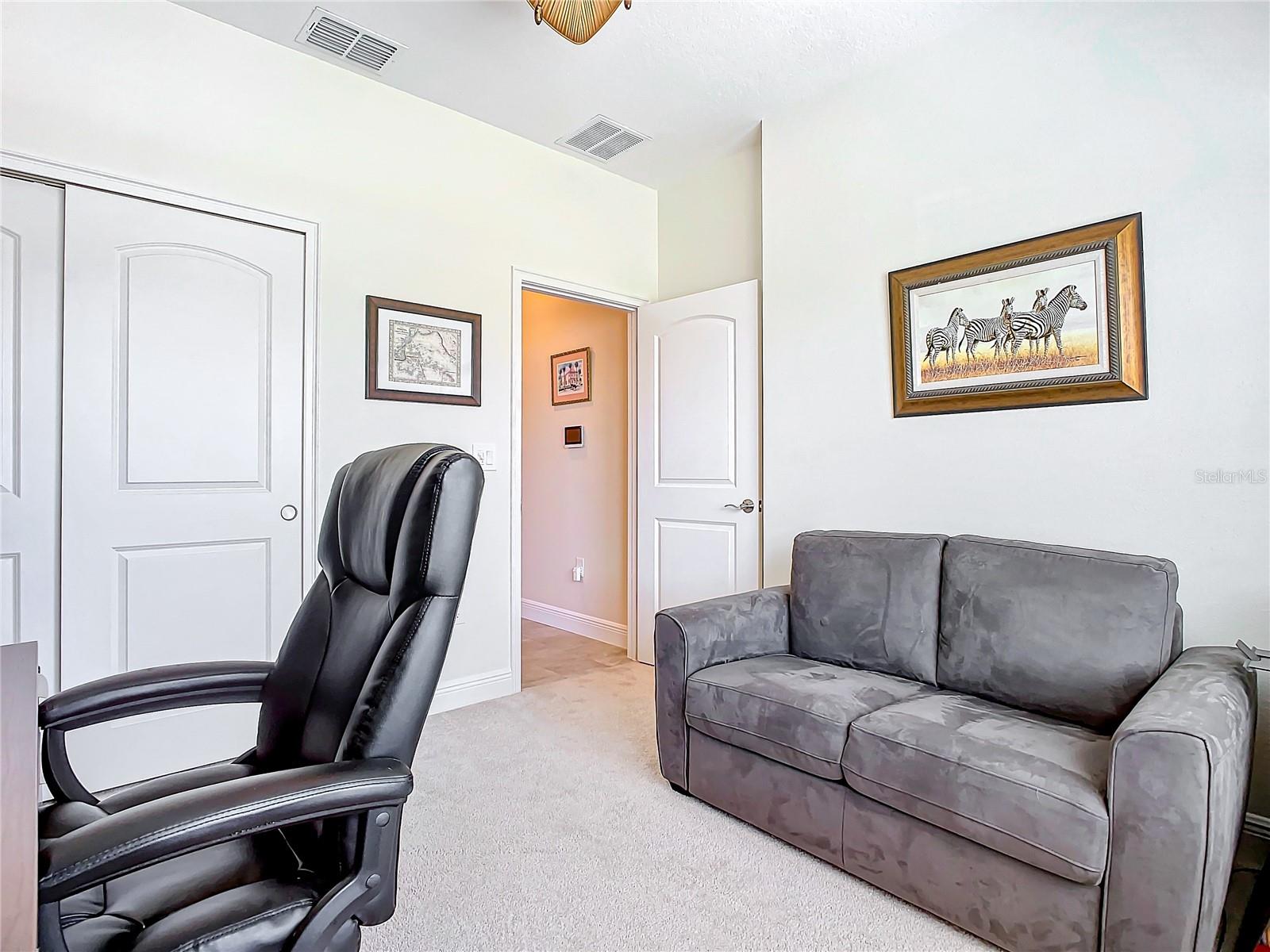 5569 ESTERO LOOP