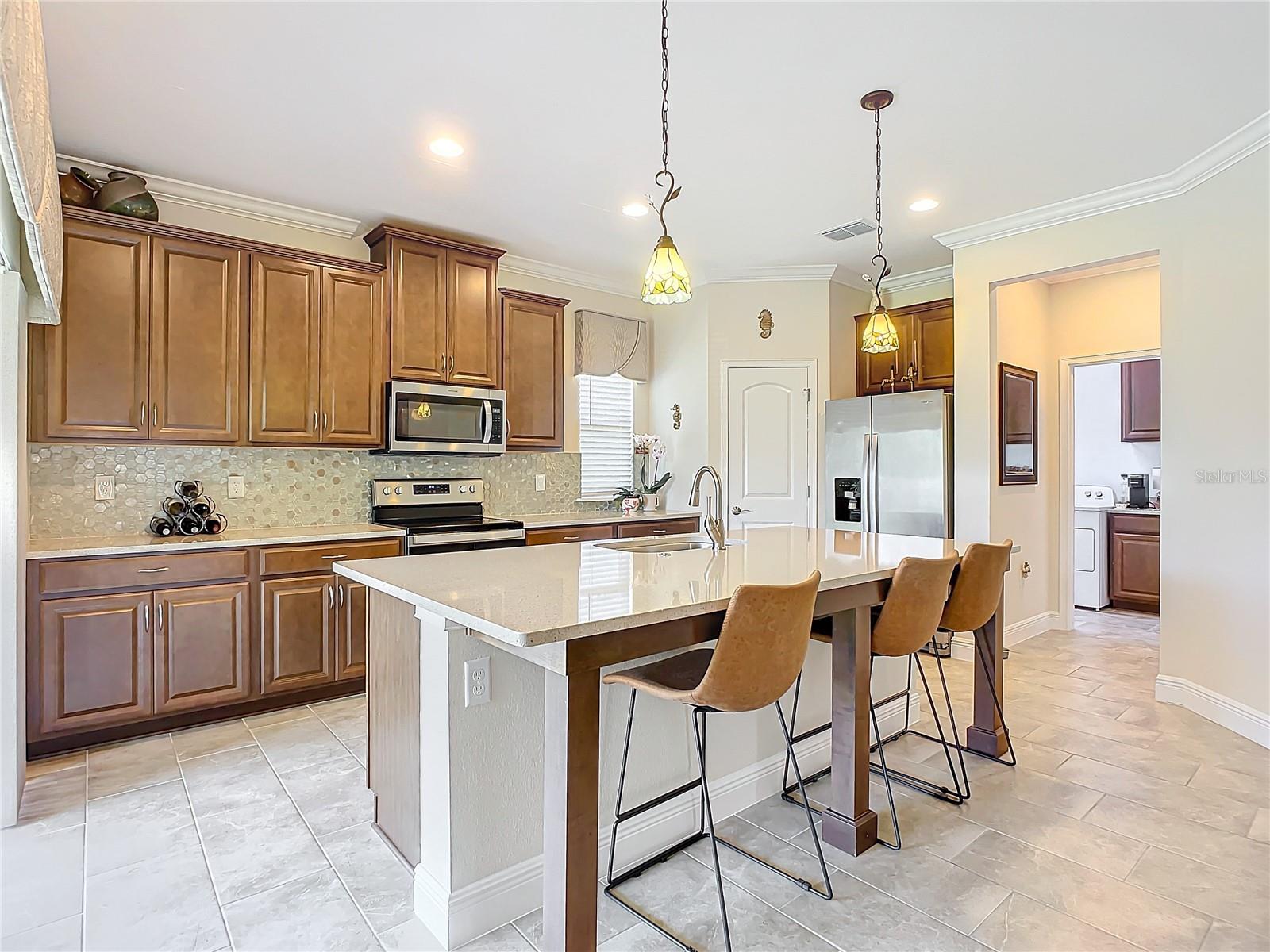 5569 ESTERO LOOP