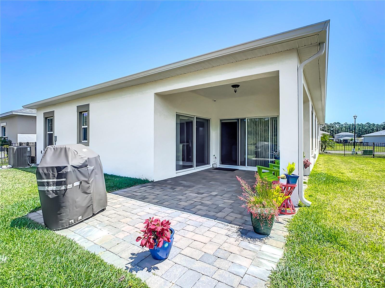 5569 ESTERO LOOP