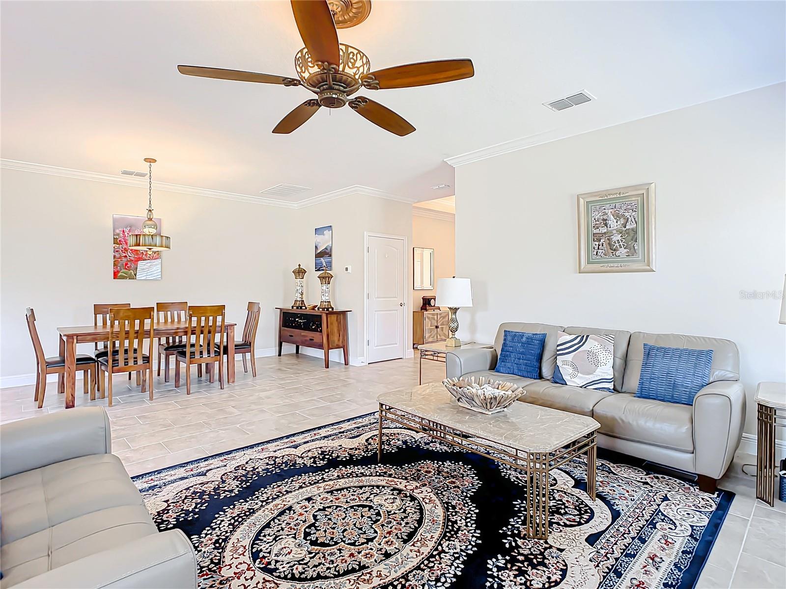 5569 ESTERO LOOP