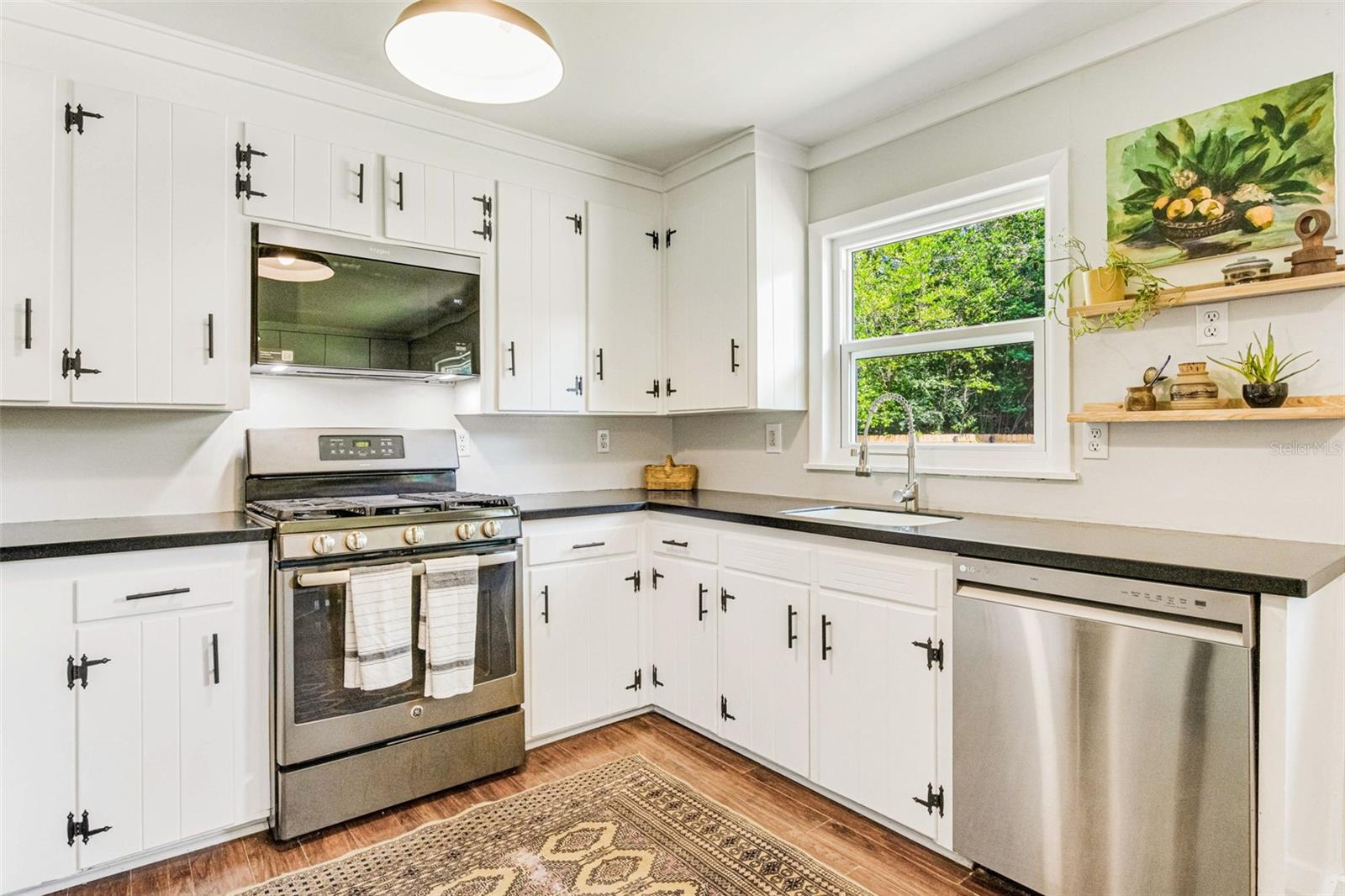 276 ST. AUGUSTINE AVE