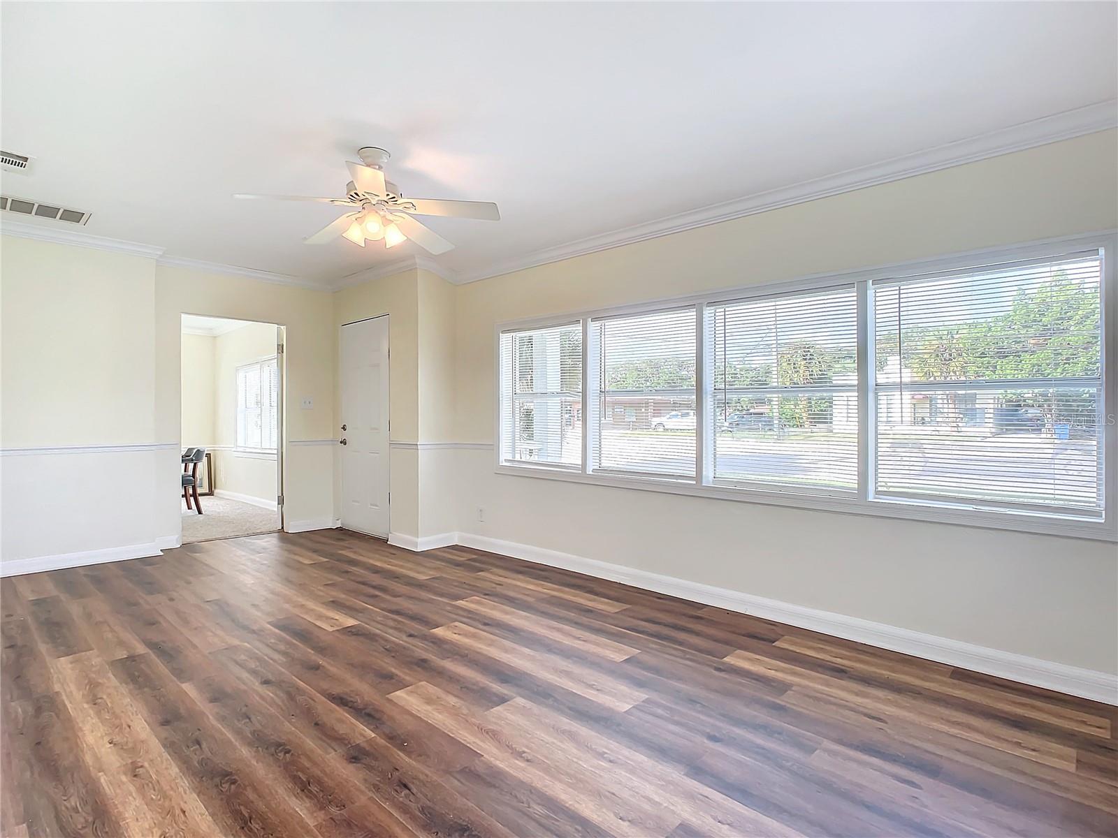 409 N RIDGEWOOD AVE