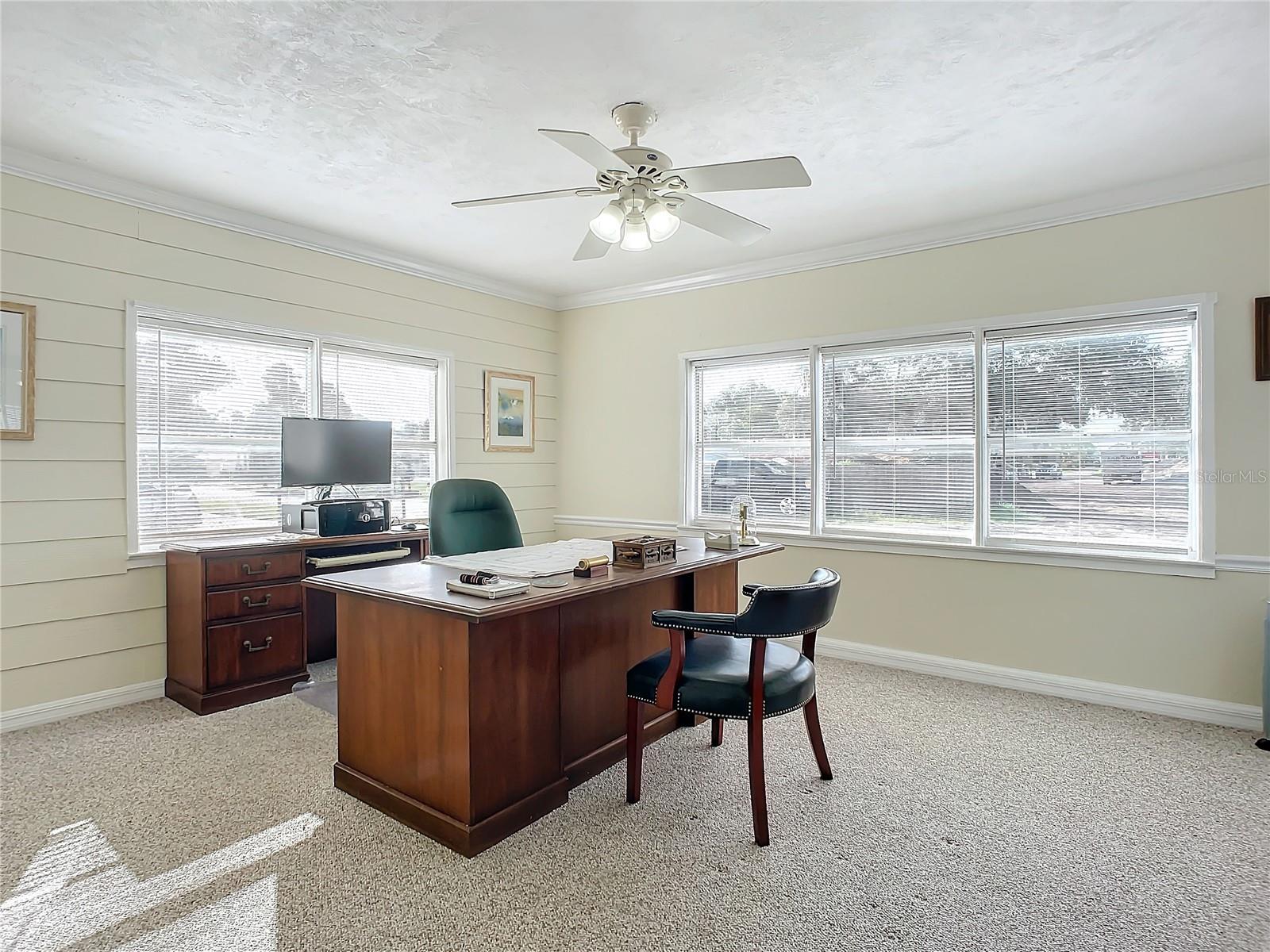 409 N RIDGEWOOD AVE