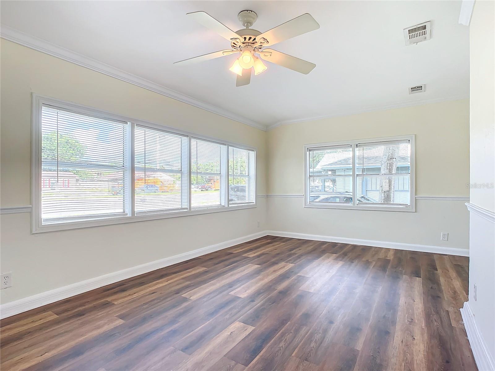 409 N RIDGEWOOD AVE