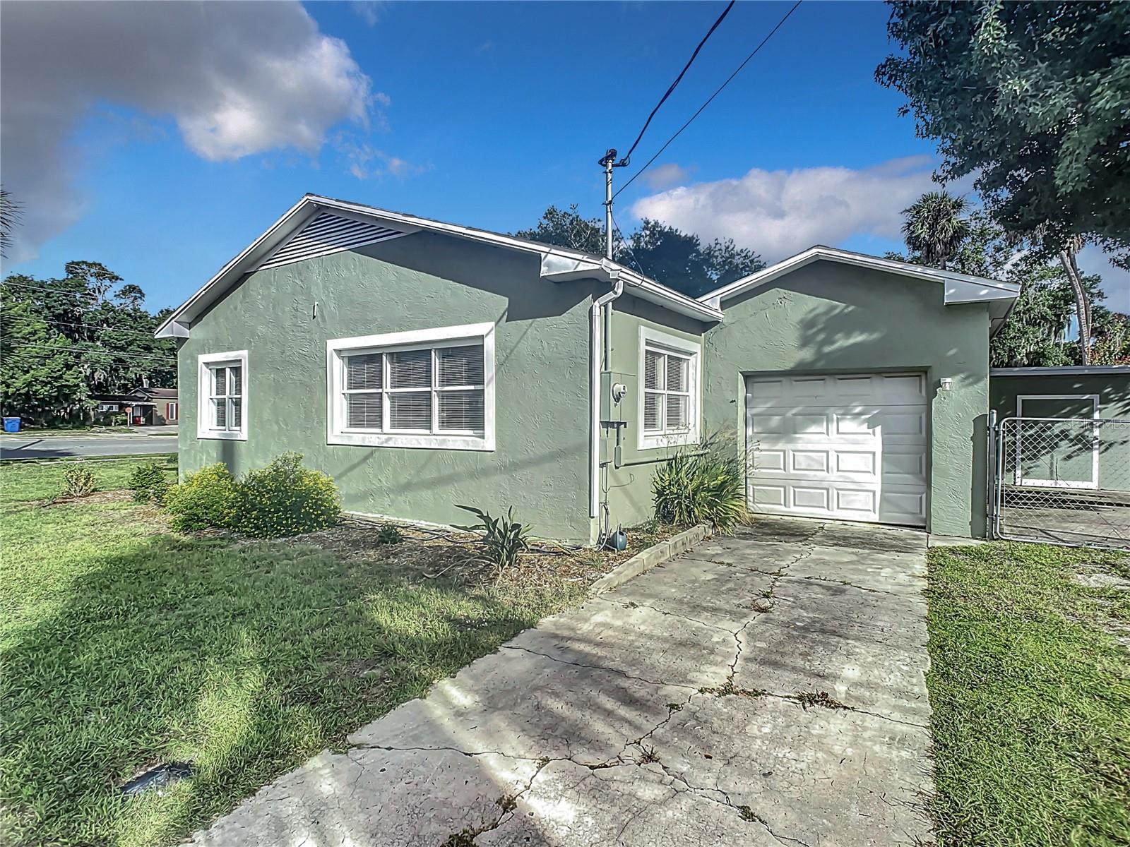 409 N RIDGEWOOD AVE