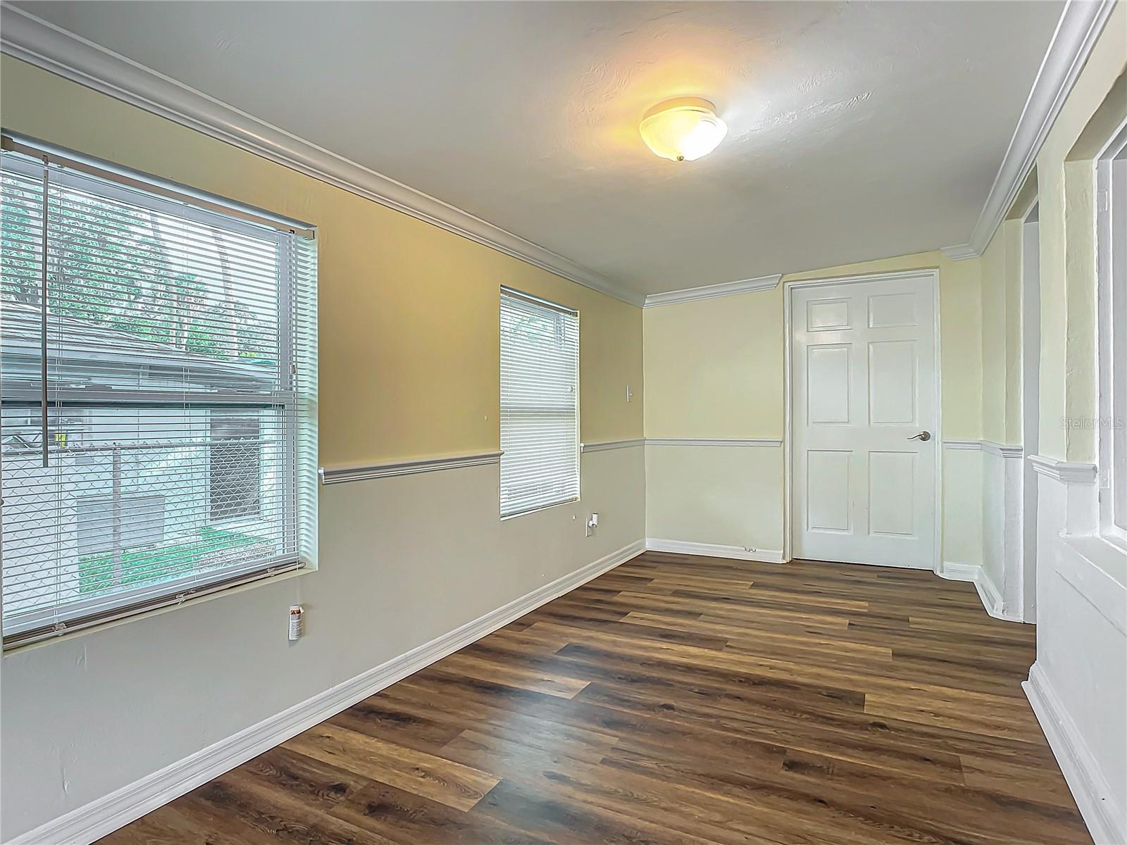 409 N RIDGEWOOD AVE