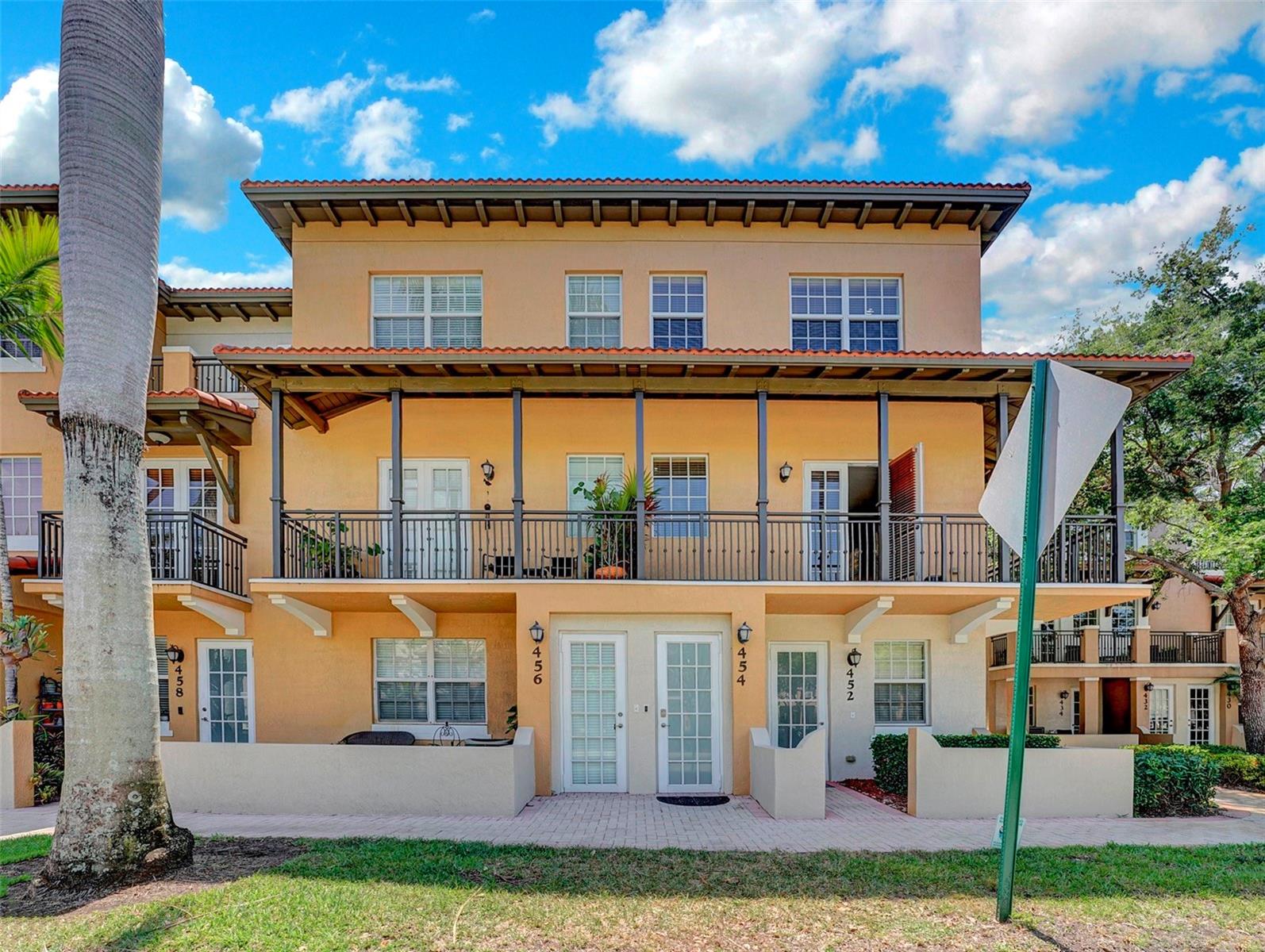 454 SW 147TH AVE #4601