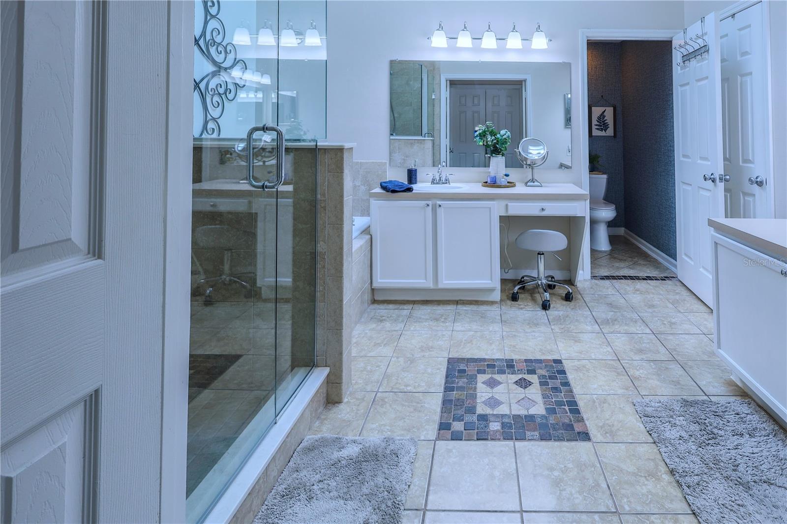 37 VALLEYWOOD DR