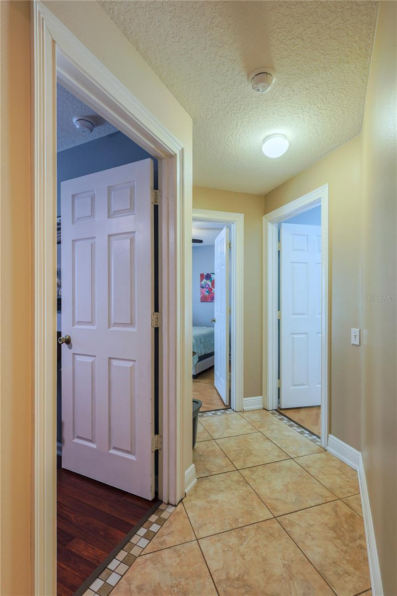 37 VALLEYWOOD DR