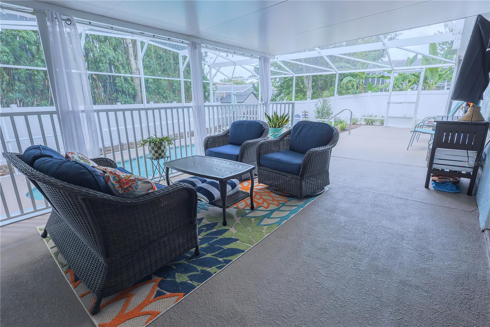 37 VALLEYWOOD DR