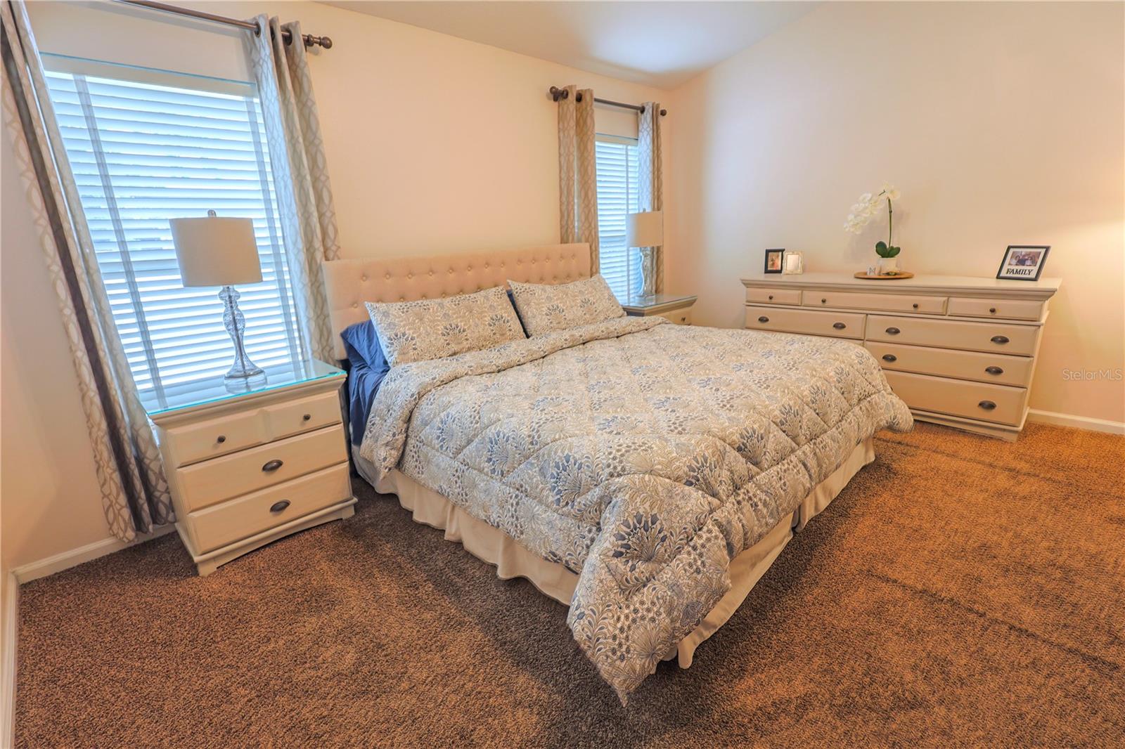 37 VALLEYWOOD DR