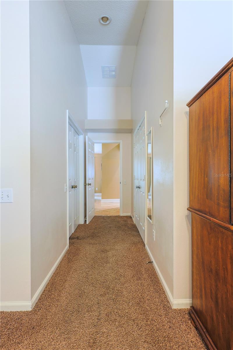 37 VALLEYWOOD DR