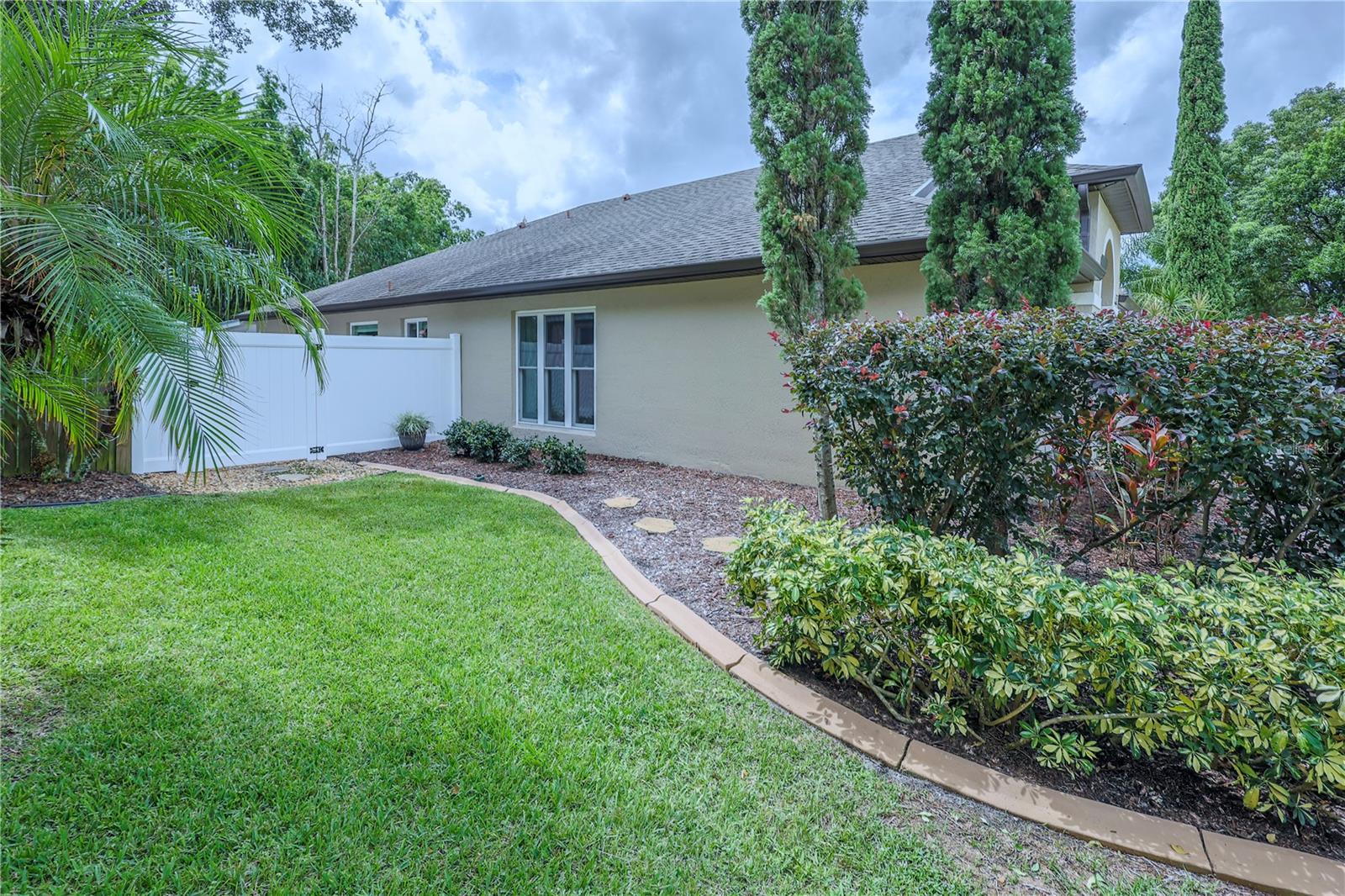 37 VALLEYWOOD DR