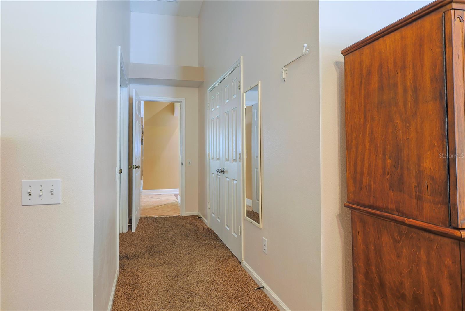37 VALLEYWOOD DR