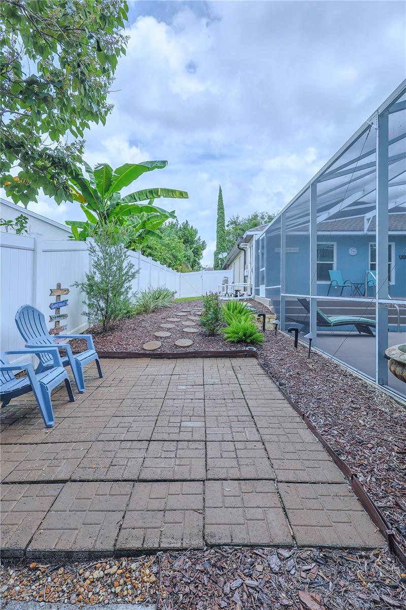 37 VALLEYWOOD DR
