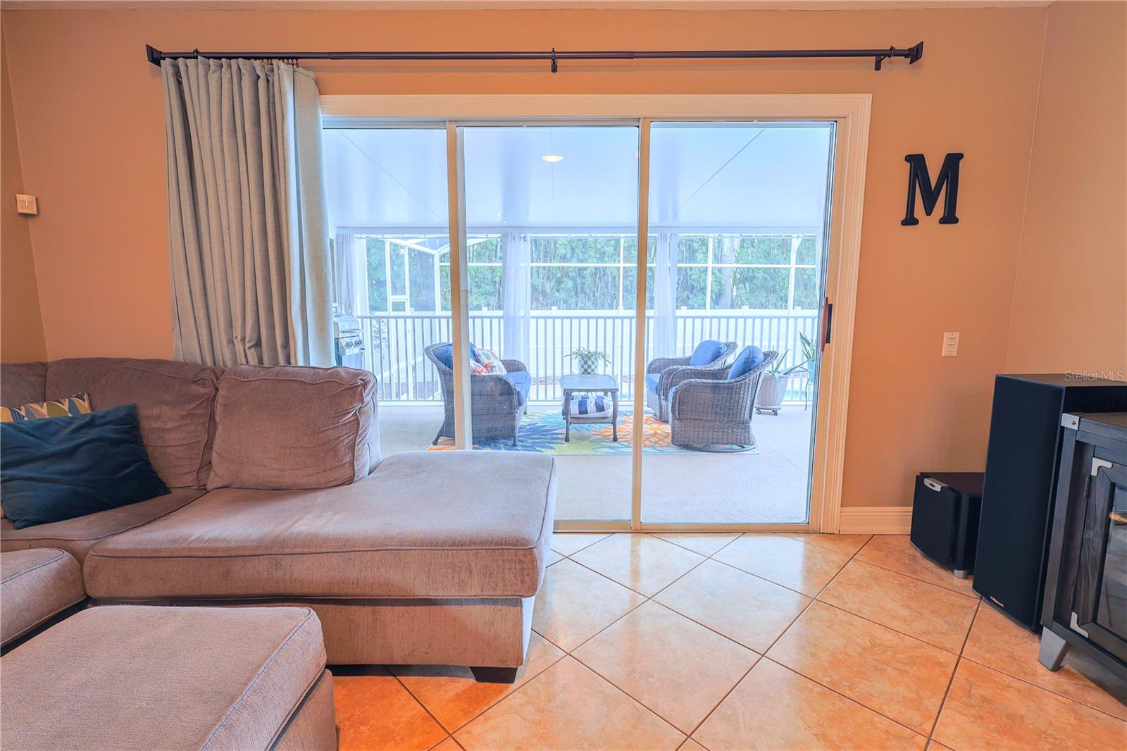 37 VALLEYWOOD DR