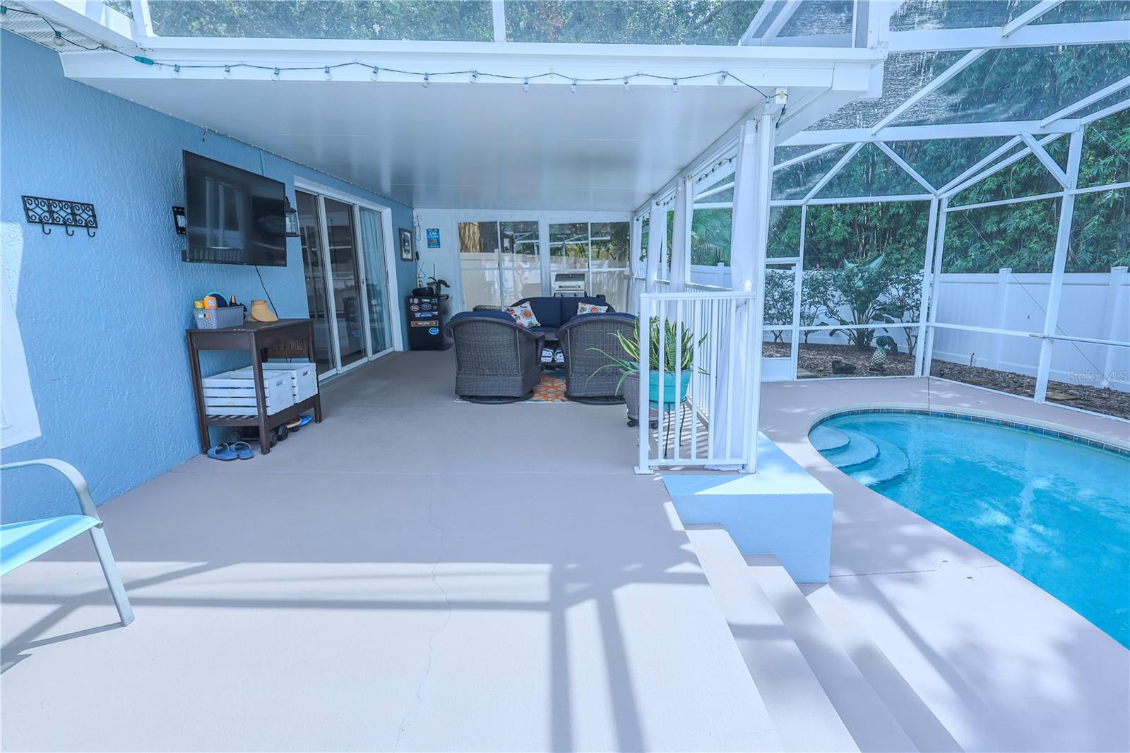 37 VALLEYWOOD DR