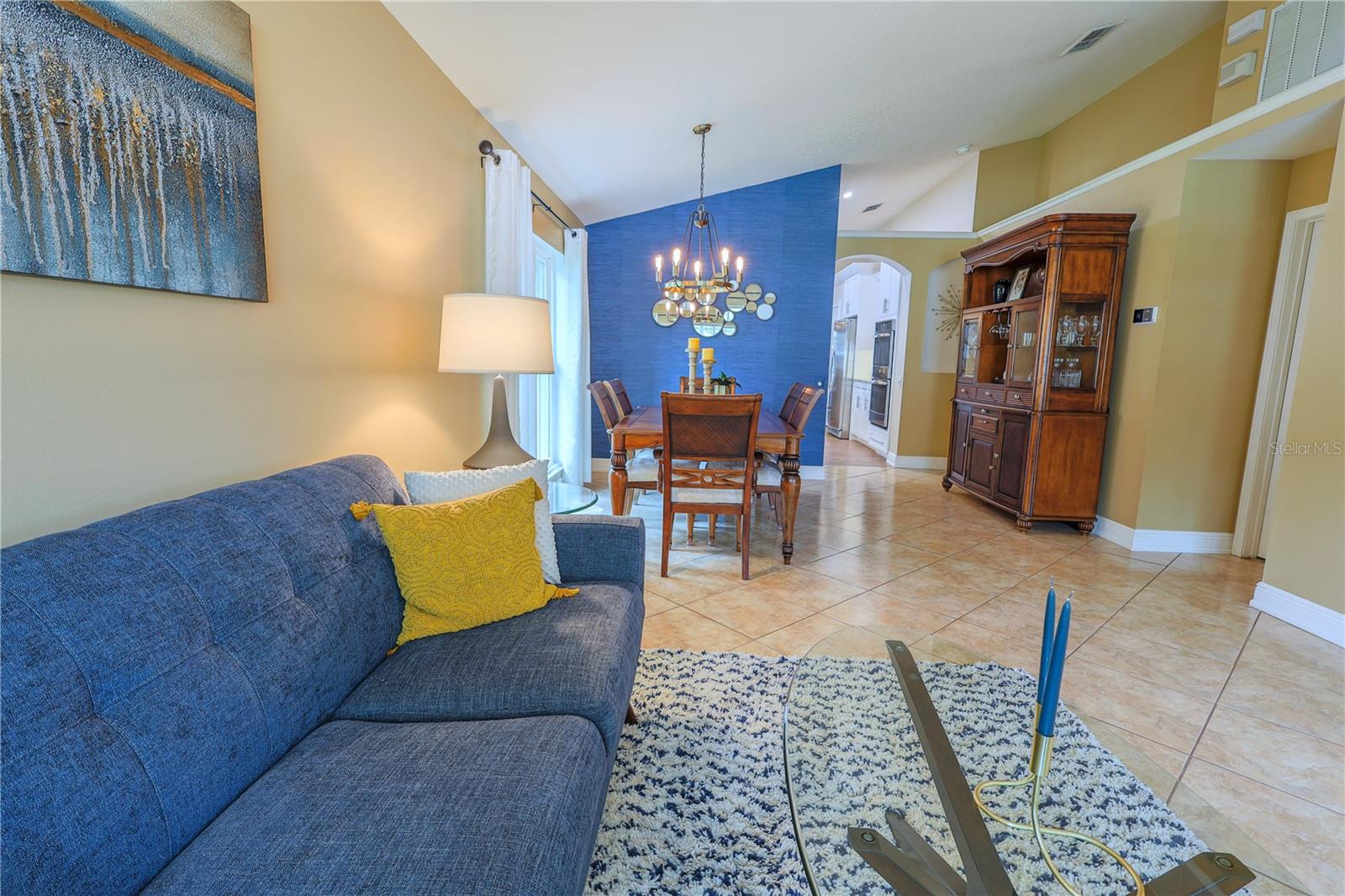 37 VALLEYWOOD DR