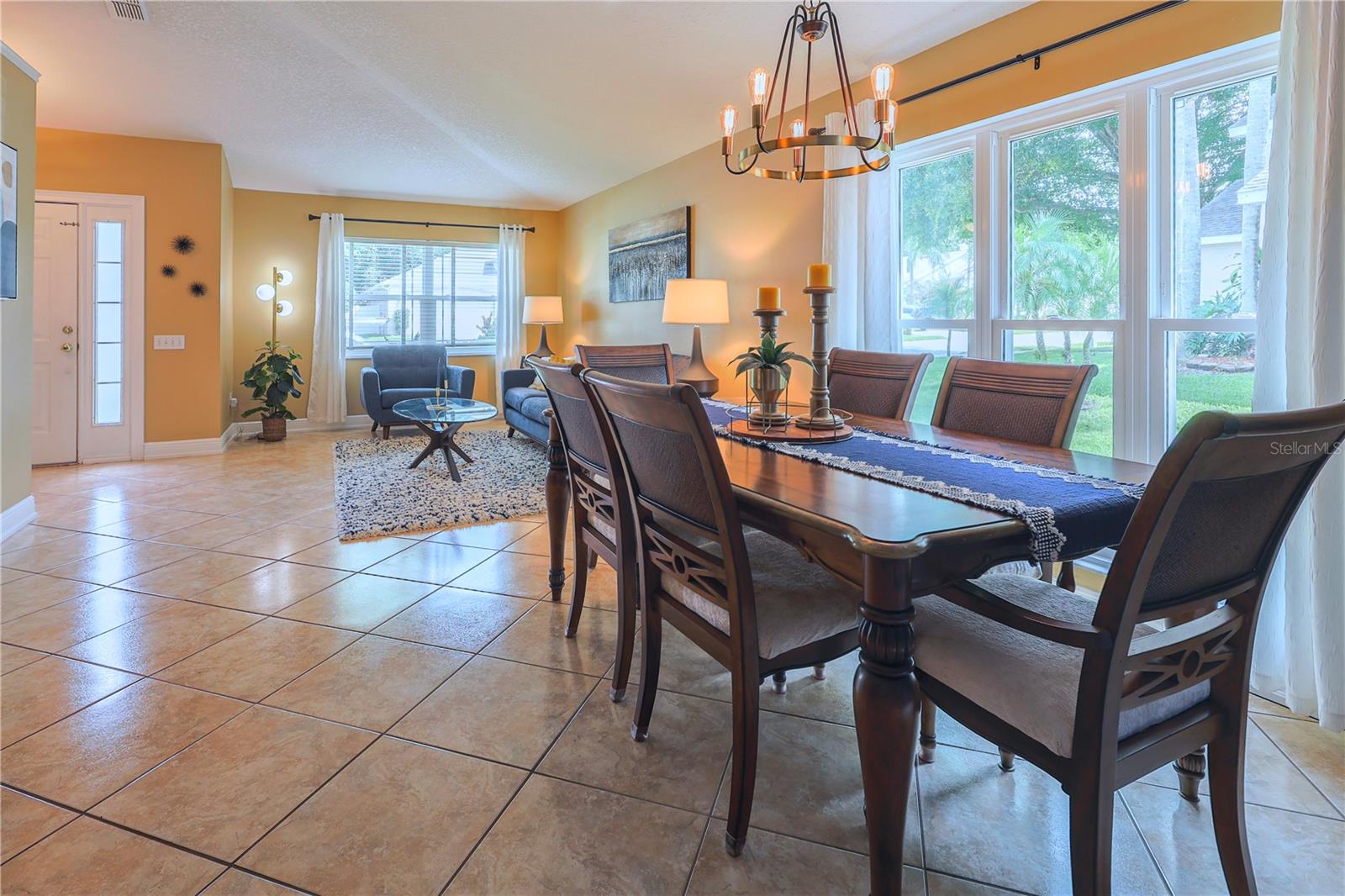 37 VALLEYWOOD DR