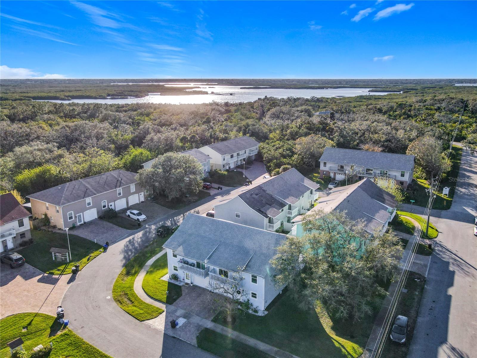 742 LAUREL BAY CIR
