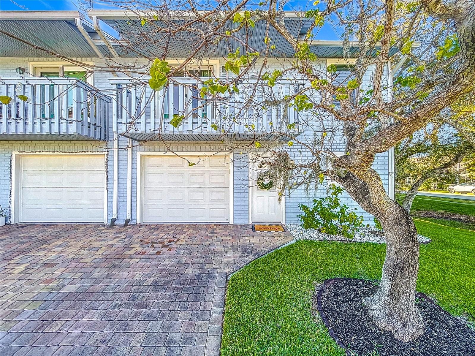 742 LAUREL BAY CIR