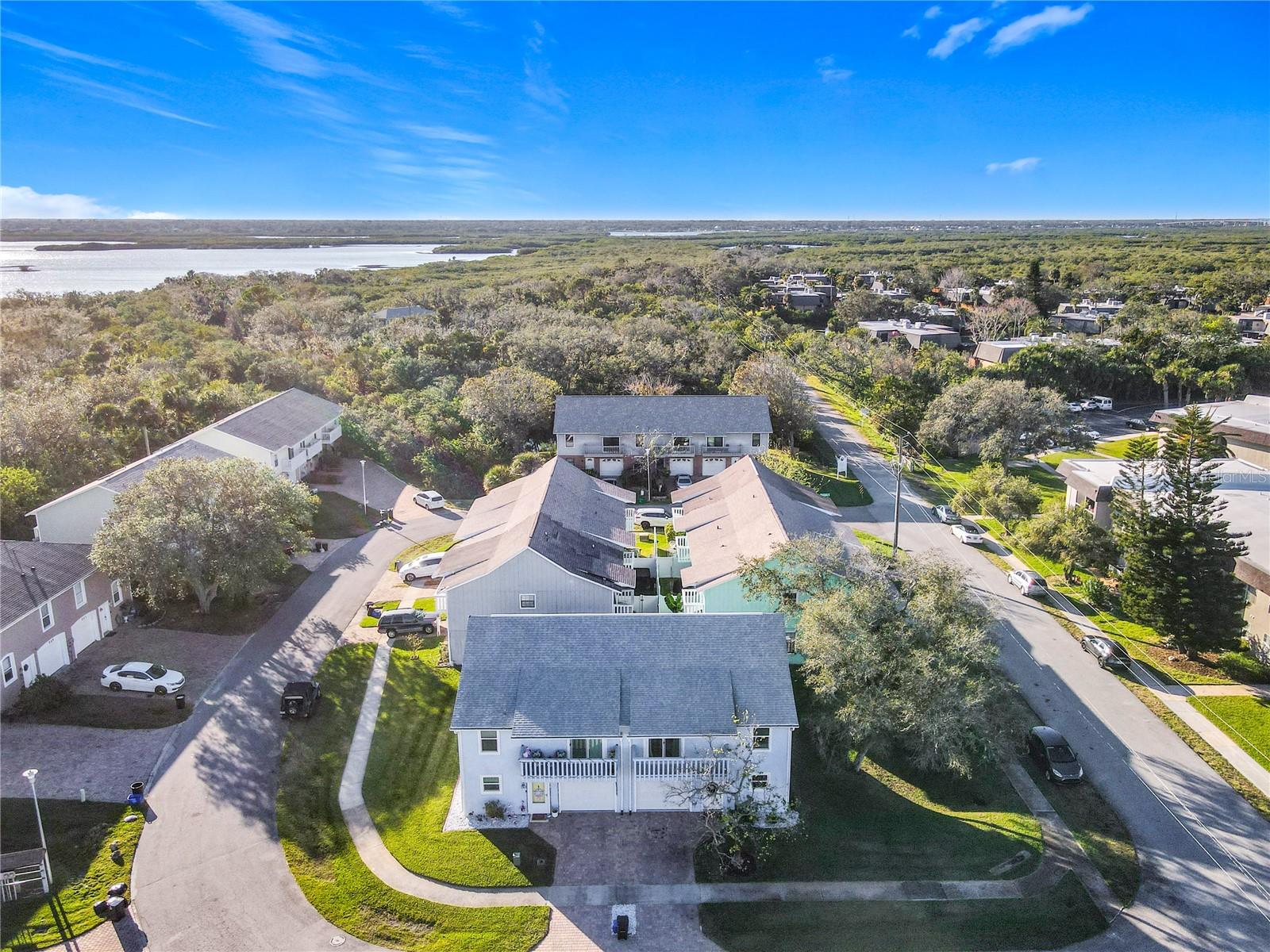 742 LAUREL BAY CIR