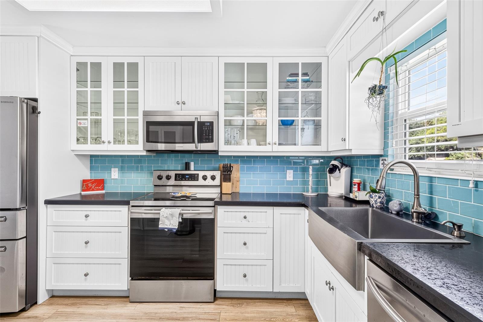 742 LAUREL BAY CIR